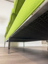 Afbeelding in Gallery-weergave laden, Artifort 905 Sofa