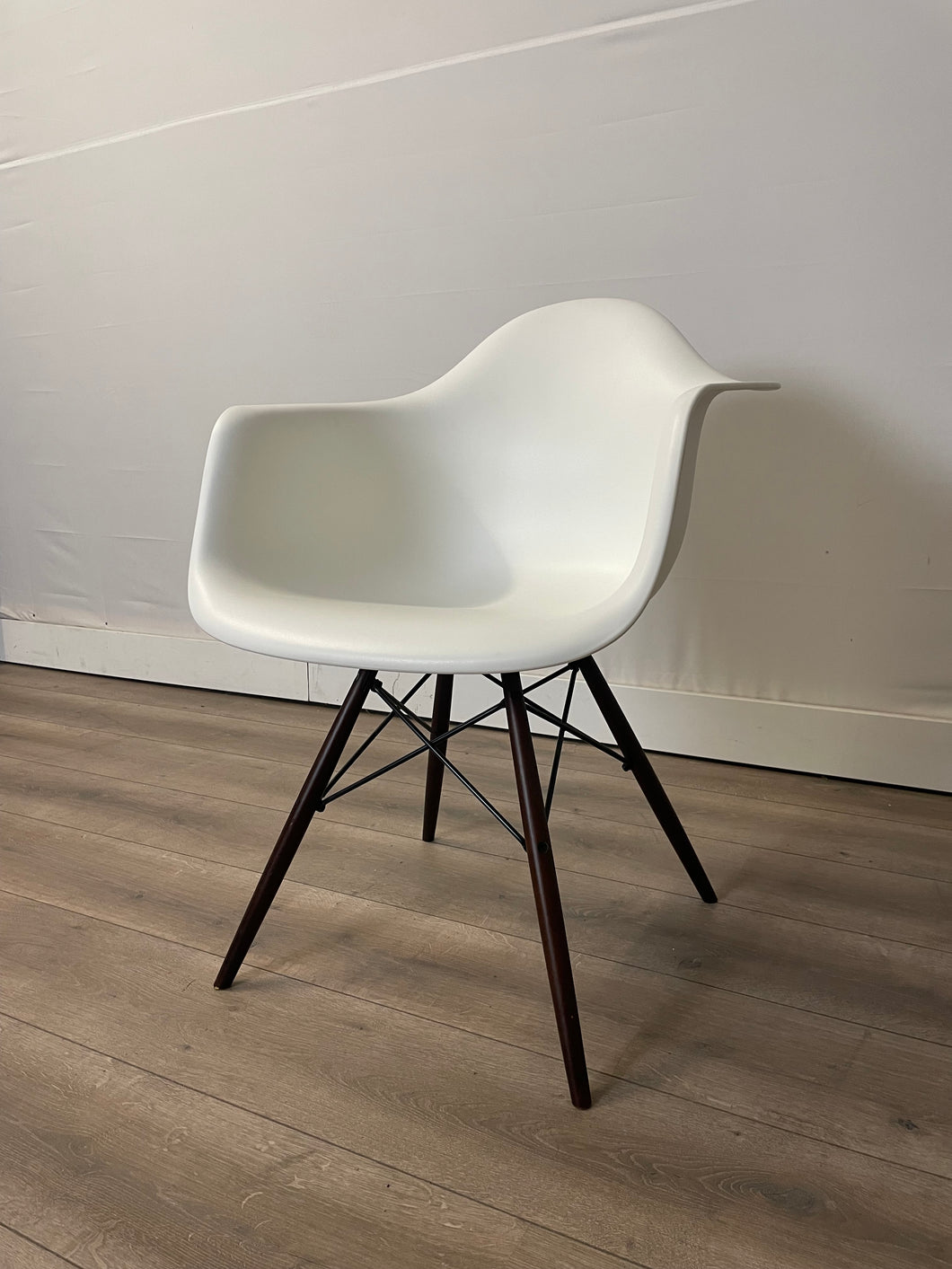 VITRA EAMES DAW