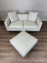 Afbeelding in Gallery-weergave laden, Moooi Boutique Bank met Poof