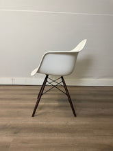 Afbeelding in Gallery-weergave laden, VITRA EAMES DAW