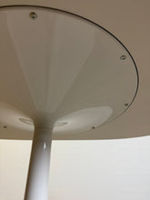 Afbeelding in Gallery-weergave laden, Arper dizzie Eettafel