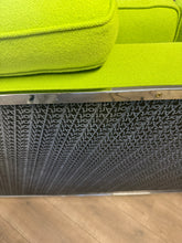 Afbeelding in Gallery-weergave laden, Artifort 905 Sofa