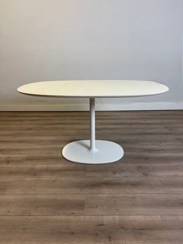 Arper dizzie Eettafel