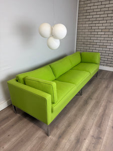 Artifort 905 Sofa