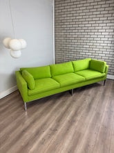 Afbeelding in Gallery-weergave laden, Artifort 905 Sofa