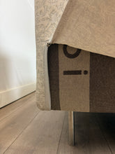 Afbeelding in Gallery-weergave laden, Moooi Boutique Bank met Poof