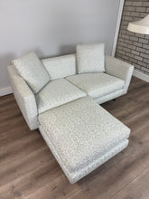 Afbeelding in Gallery-weergave laden, Moooi Boutique Bank met Poof