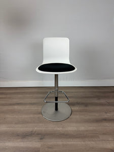 Vitra Hal re barkruk