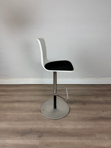 Vitra Hal re barkruk
