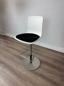 Vitra Hal re barkruk