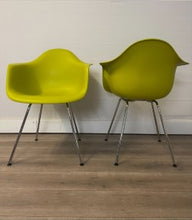 Afbeelding in Gallery-weergave laden, Vitra Eames DAX Eetkamerstoel