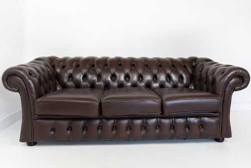 Chesterfield driezits bruin