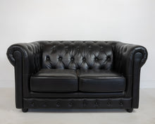 Afbeelding in Gallery-weergave laden, Vintage Chesterfield bank zwart
