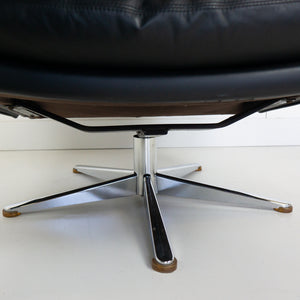 Lederen draaifauteuil van Werner Langeveld