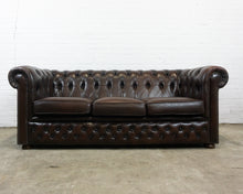 Afbeelding in Gallery-weergave laden, Chesterfield