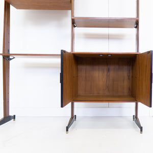 italiaans Teakhouten losstaande wandkast midcentury