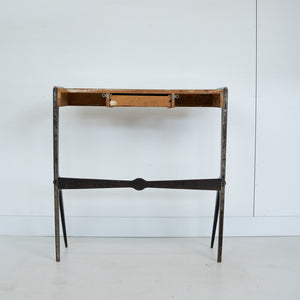 Side table van Rozen hout