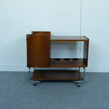 Afbeelding in Gallery-weergave laden, Midcentury wooden trolly