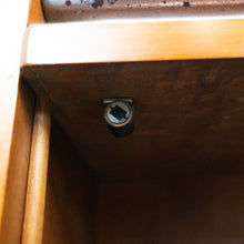 Afbeelding in Gallery-weergave laden, Midcentury wooden trolly