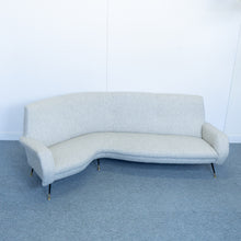 Afbeelding in Gallery-weergave laden, Minotti Curved sofa door Gigi Radice