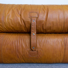 Afbeelding in Gallery-weergave laden, Anfibio sofa bed door Alessandro Becchi voor Giovanetti Collezioni